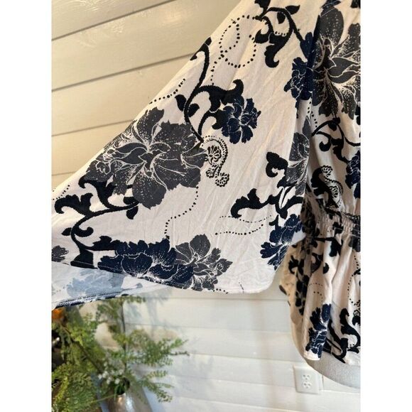 Free People Womens Floral Angel Sleeves Blouse Small - Picture 5 of 9